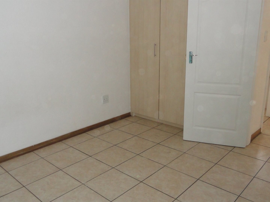 2 Bedroom Property for Sale in Potchefstroom North West